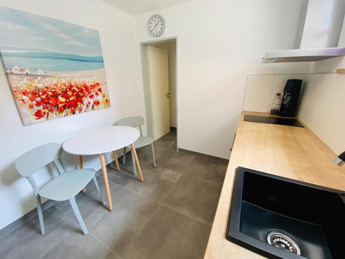Apartment Regener لاروش المظهر الخارجي الصورة